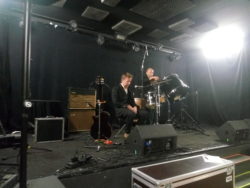 Humming bird soundcheck at Jam session